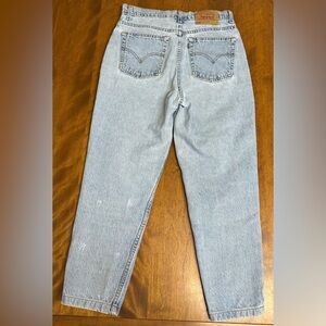 Women’s Vintage Levi 521 Tapered Fit Size 12 Short